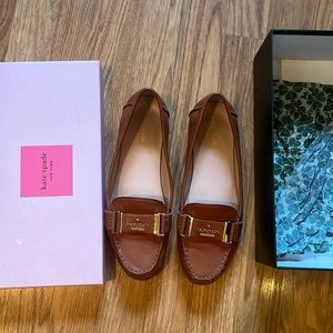 Kate spade women’s 8.5 light rusty brown loafers leather gold buckel detail